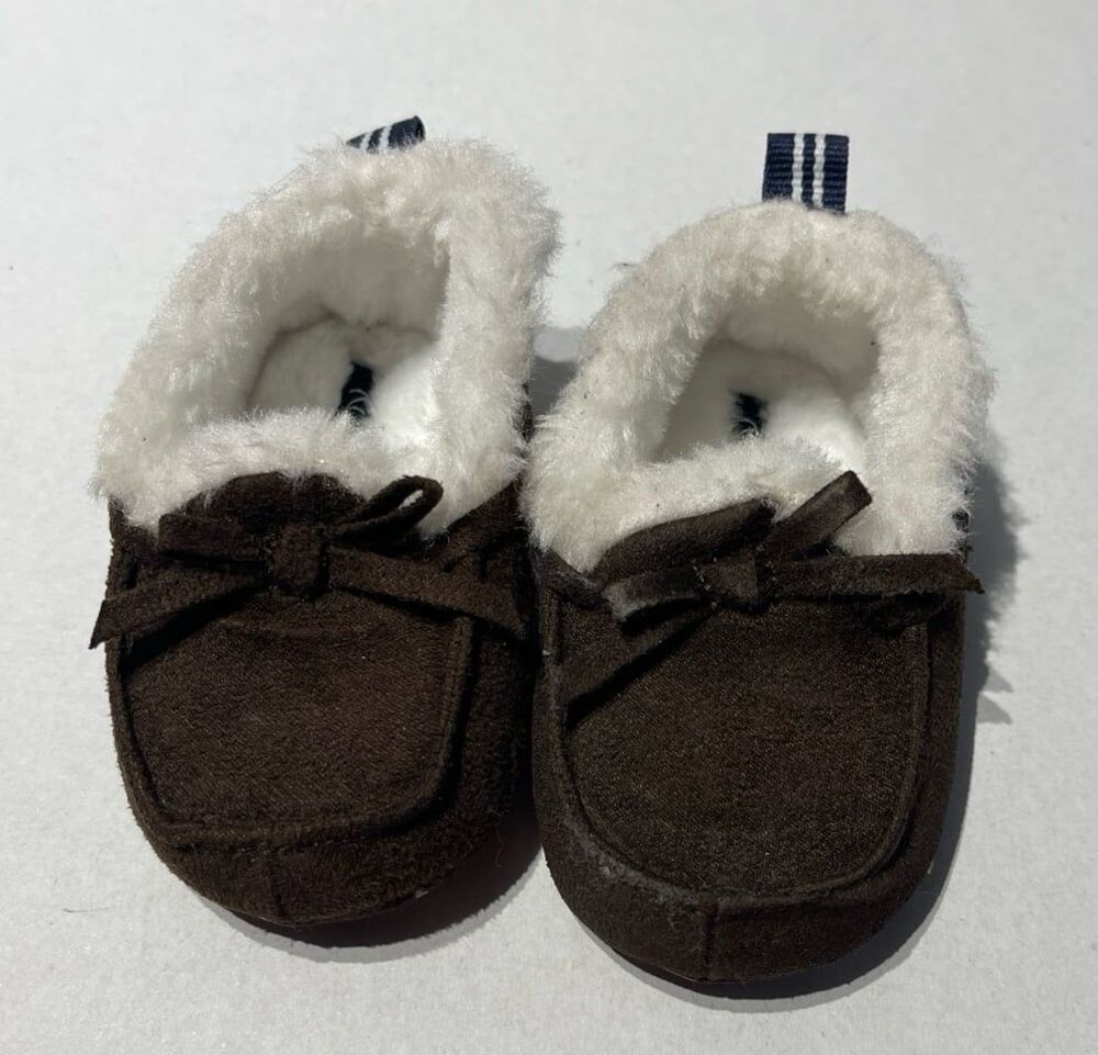 Nautica Suede Moccasin Crib Shoes Brown with White Faux Fur Lining Size 3